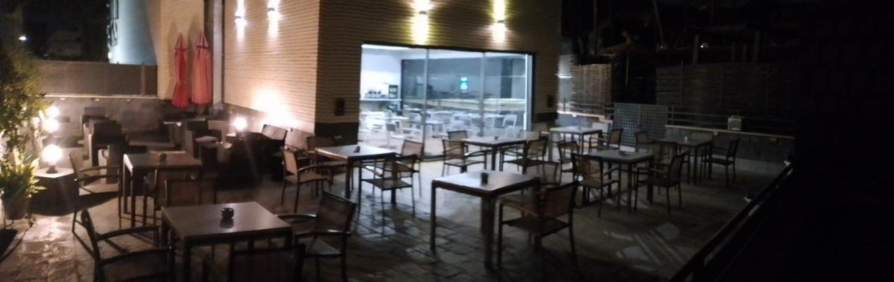 Pozuelo de Alarcón H La Cabana מראה חיצוני תמונה